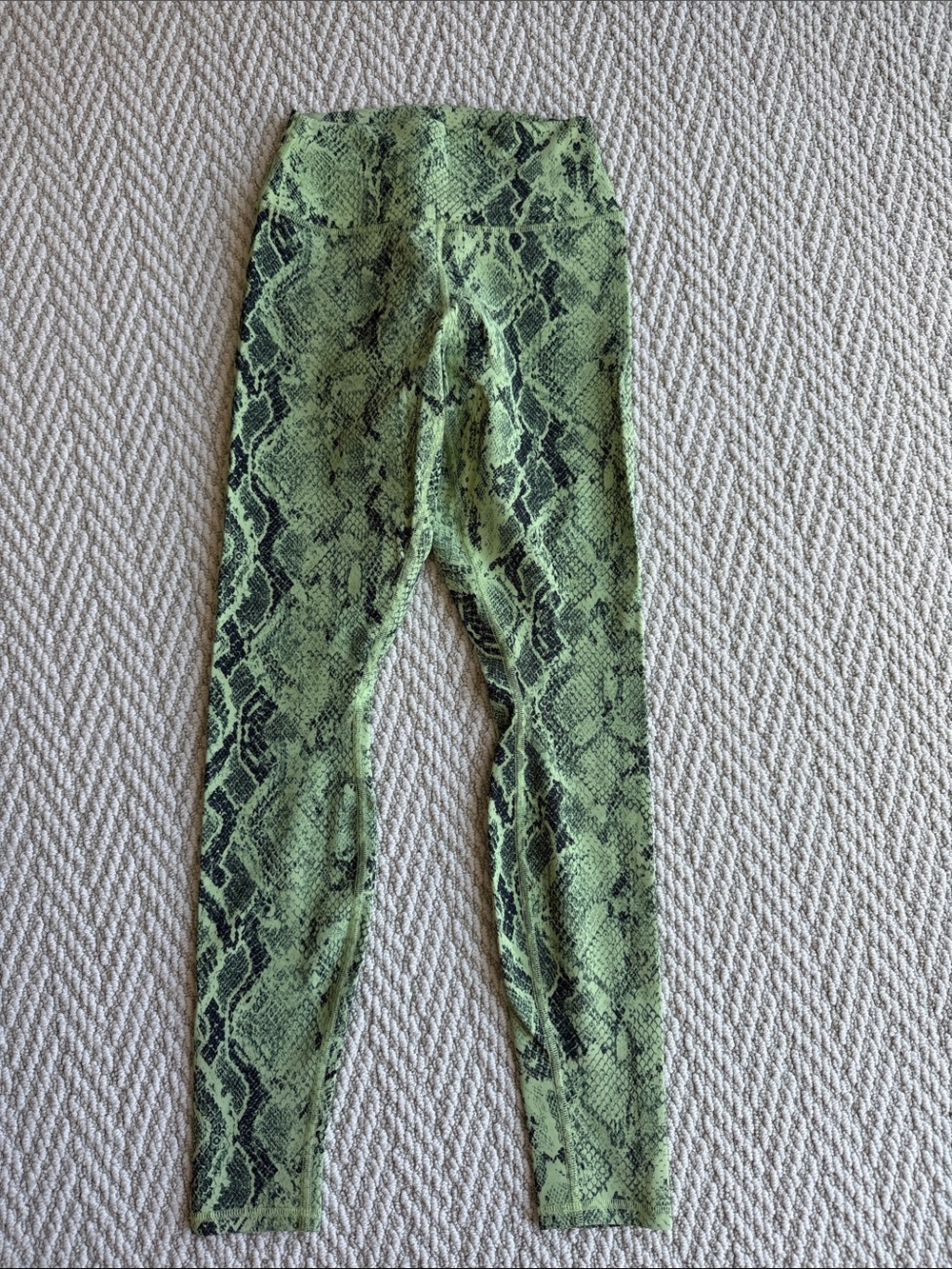 ALO Yoga Green Snake Print Leggings